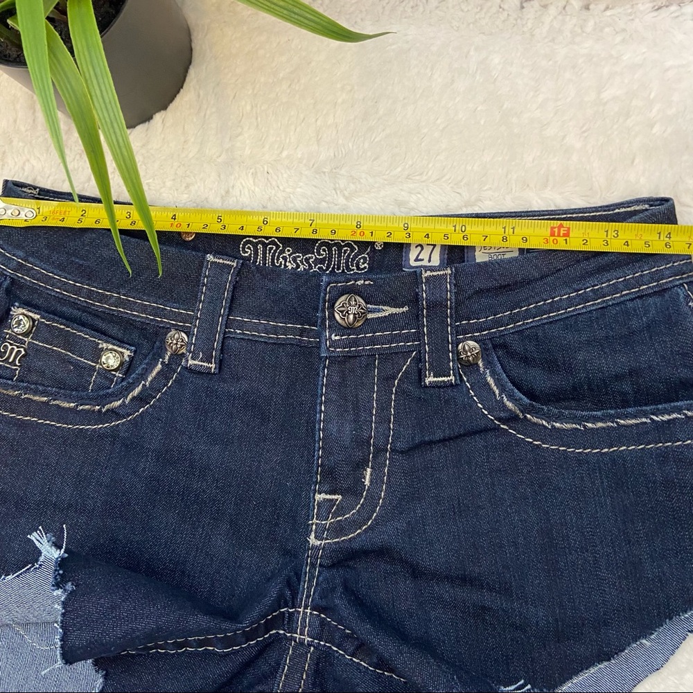 Miss Me Skinny cutoff Jean shorts 27 - Picture 11 of 13